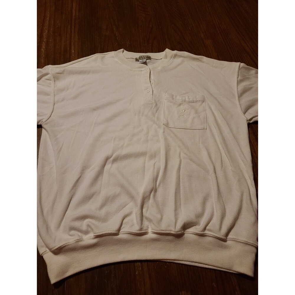 Bramble Lane White Pullover - Large- EUC